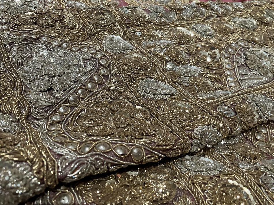 Ensemble de mariage chaugoshia detail bordure 1 ter bd
