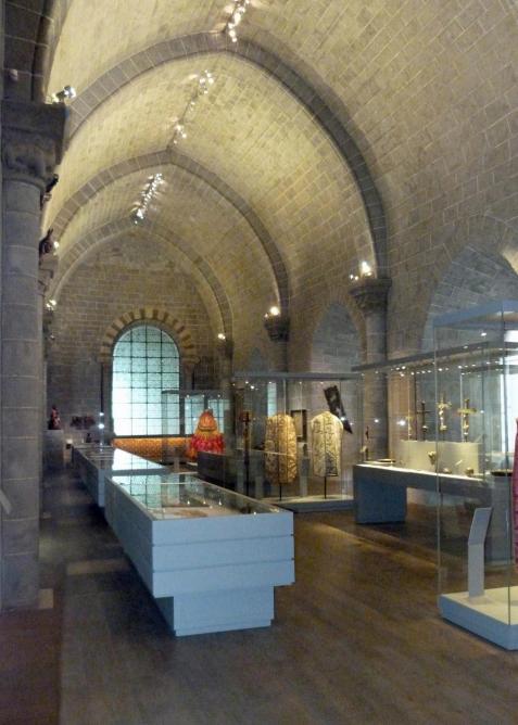 Figure 1, Vue de la Salle des Etatsdepuis l'entrée.